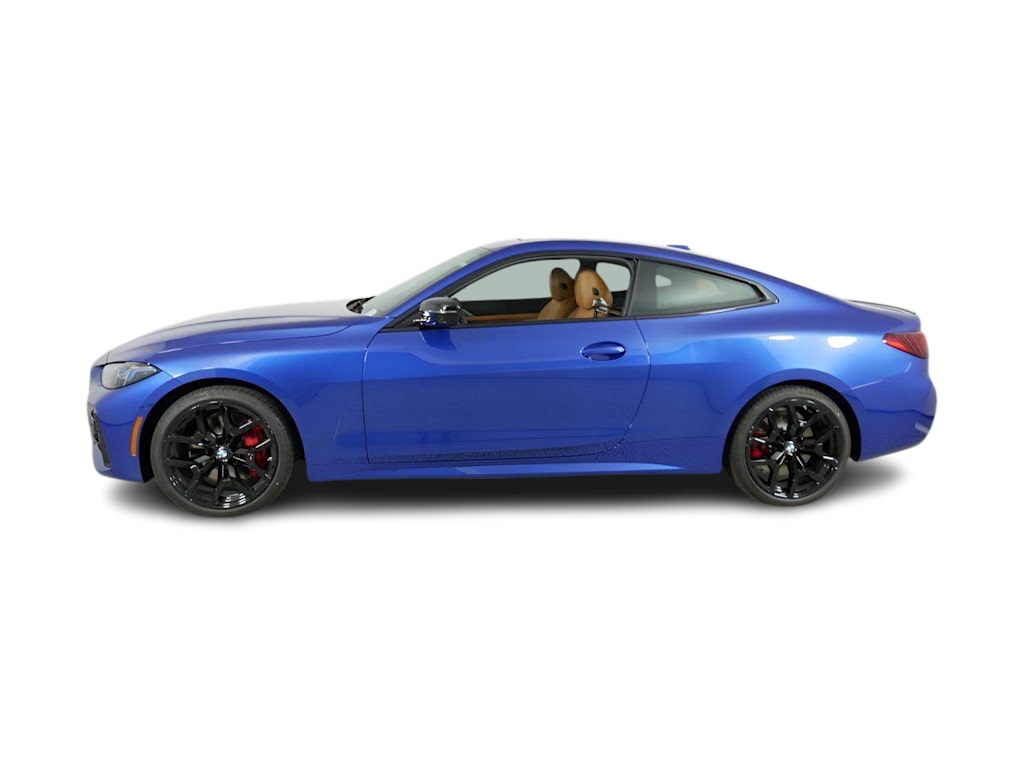 Thumbnail: 2025 BMW 4 Series - 3