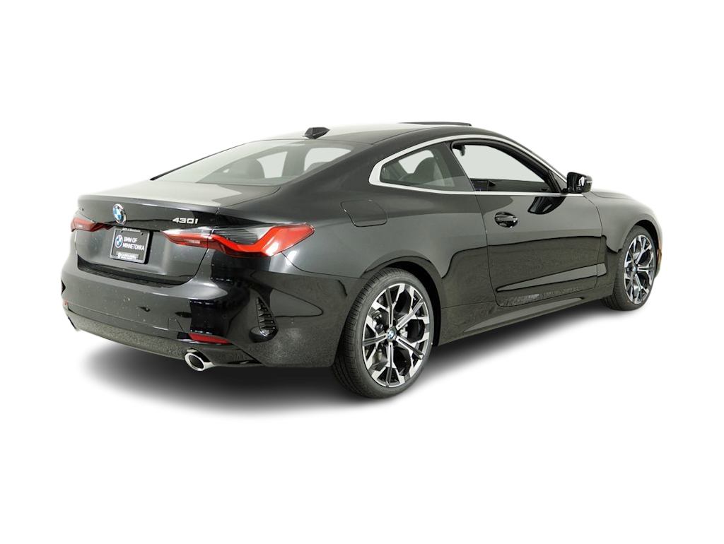 Thumbnail: 2026 BMW 4 Series - 18