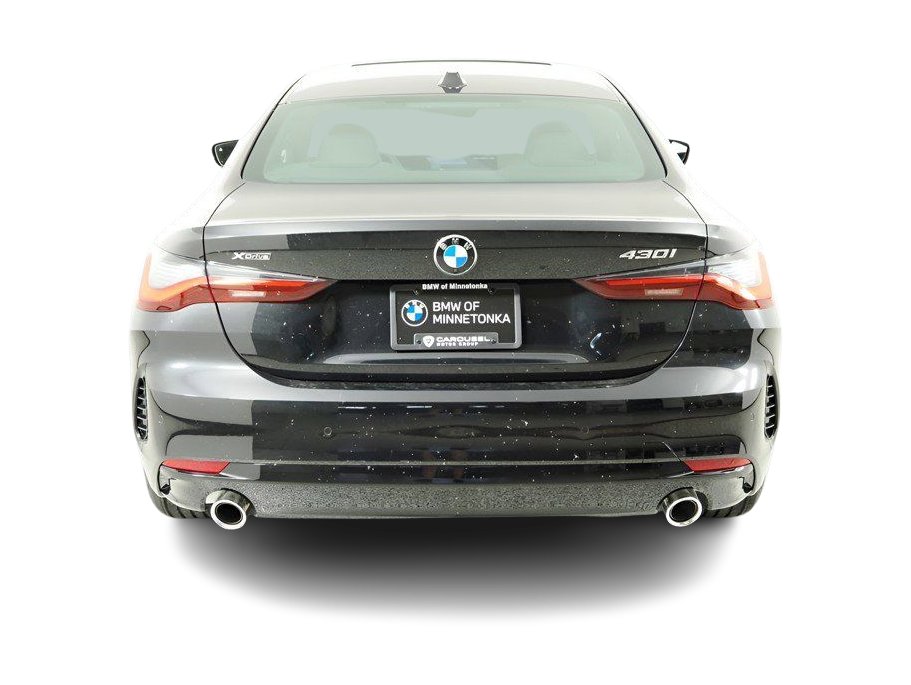 Thumbnail: 2026 BMW 4 Series - 18
