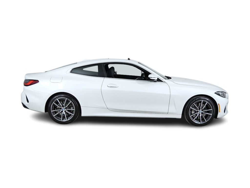 Thumbnail: 2025 BMW 4 Series - 21