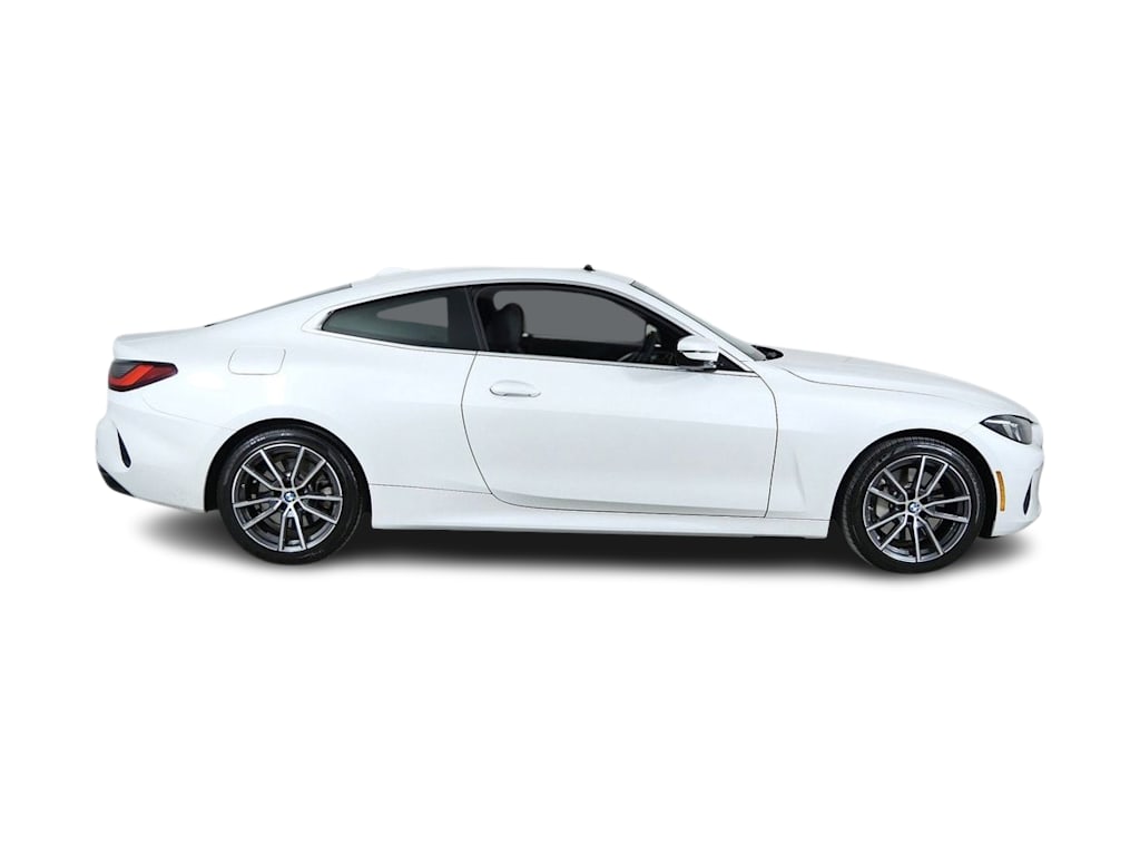 Thumbnail: 2025 BMW 4 Series - 21