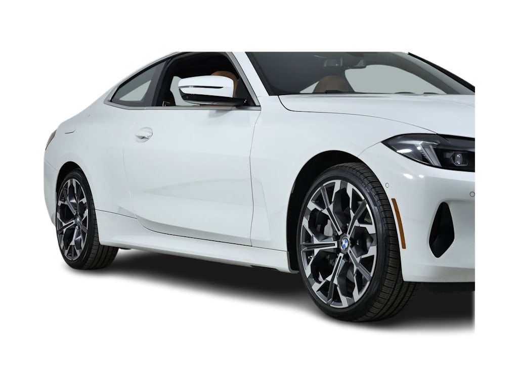 Thumbnail: 2025 BMW 4 Series - 19