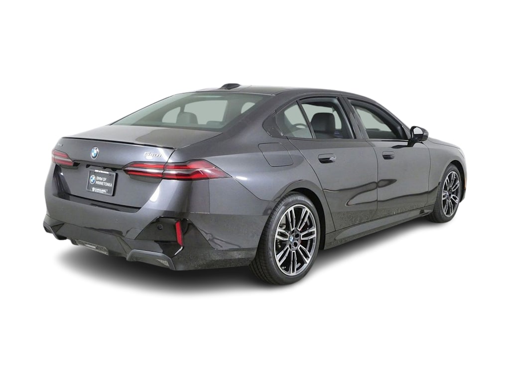 Thumbnail: 2026 BMW 5 Series - 21