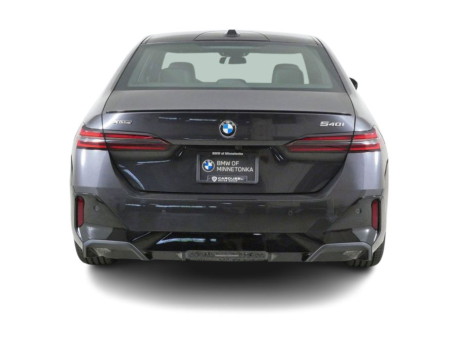 Thumbnail: 2026 BMW 5 Series - 5