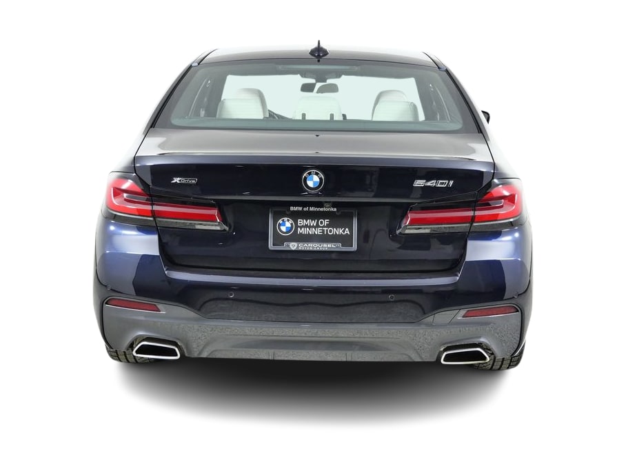 Thumbnail: 2021 BMW 5 Series - 5