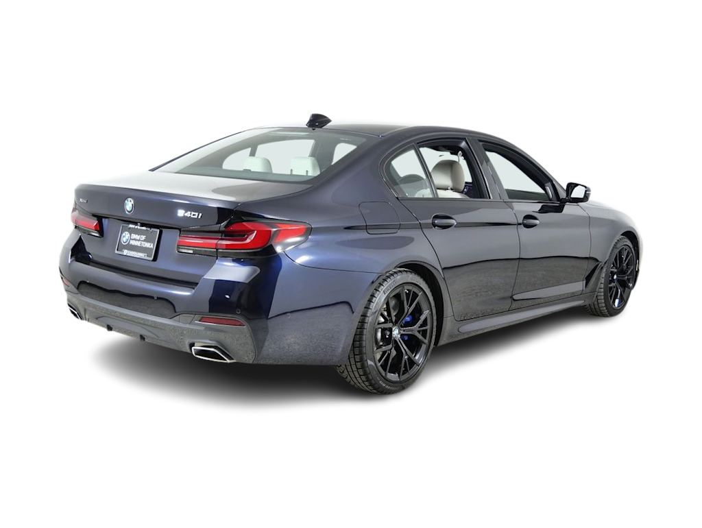 Thumbnail: 2021 BMW 5 Series - 22