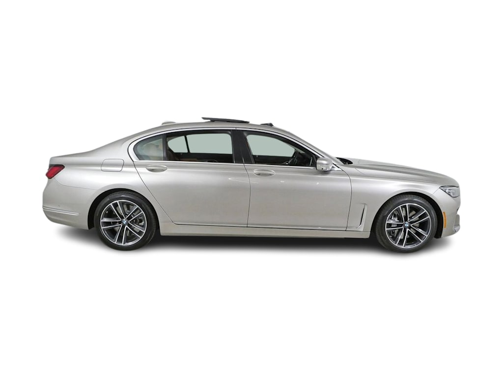 Thumbnail: 2022 BMW 7 Series - 20