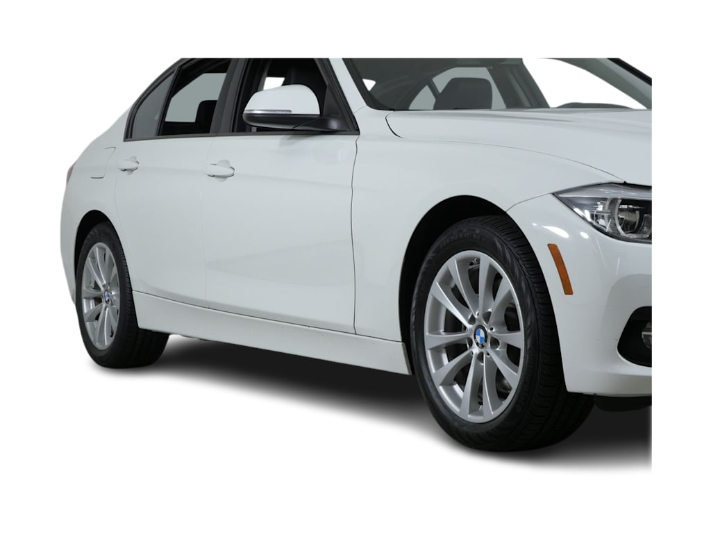 Thumbnail: 2018 BMW 3 Series - 17