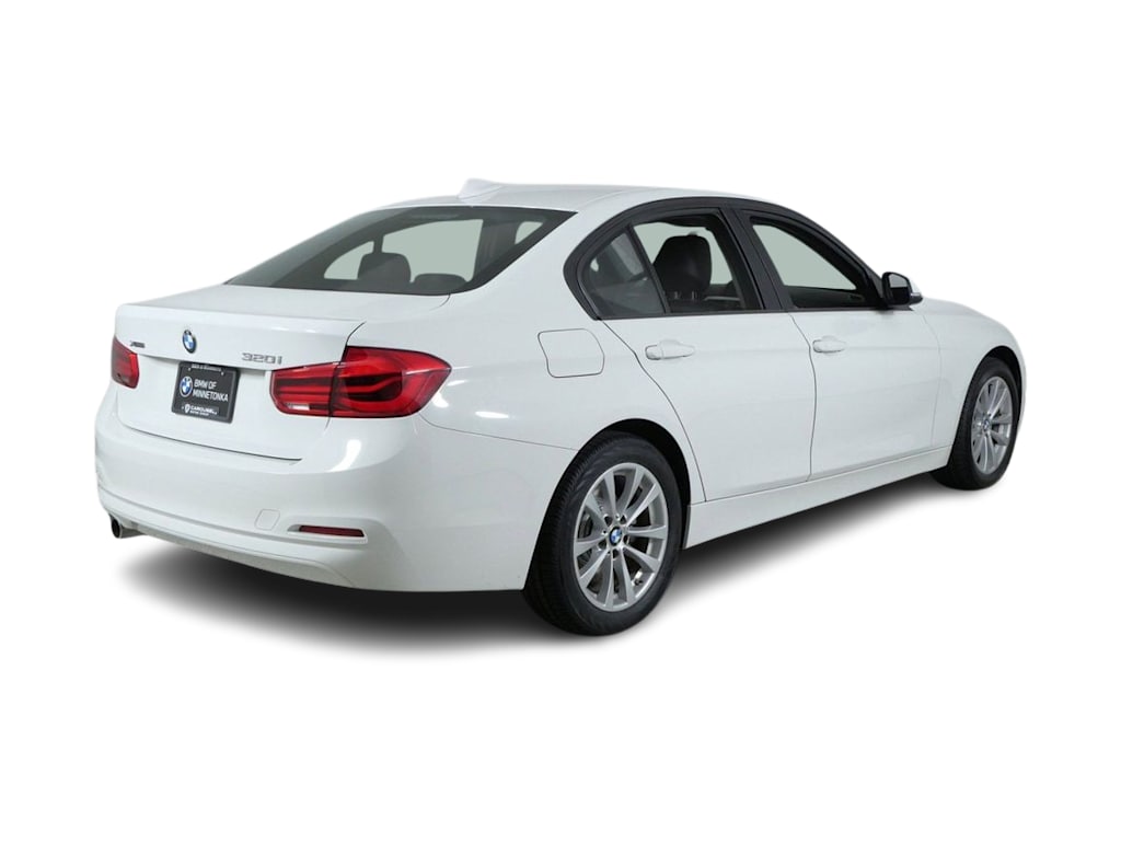 Thumbnail: 2018 BMW 3 Series - 20