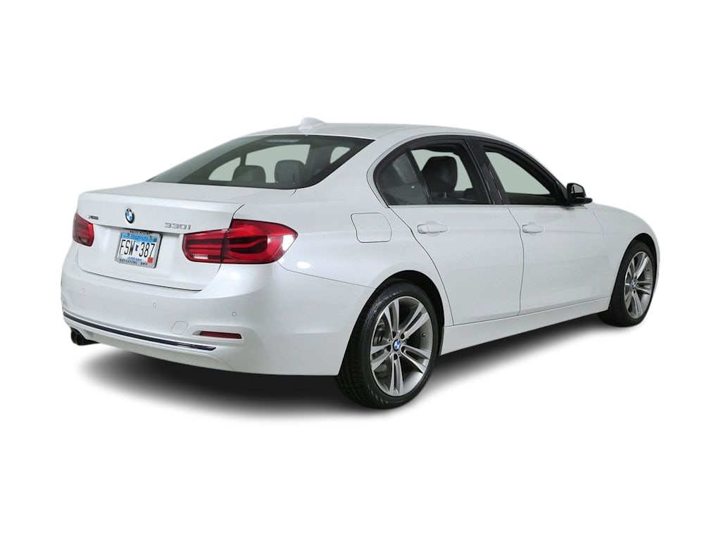 Thumbnail: 2017 BMW 3 Series - 21
