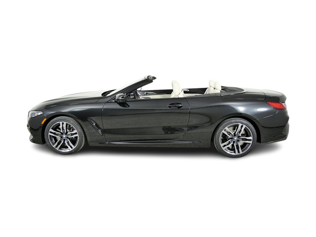 Thumbnail: 2026 BMW 8 Series - 26