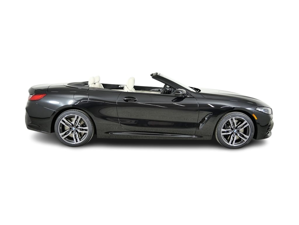 Thumbnail: 2026 BMW 8 Series - 20