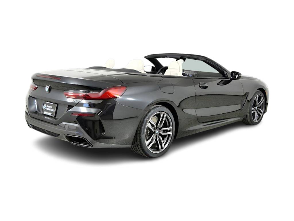 Thumbnail: 2026 BMW 8 Series - 19