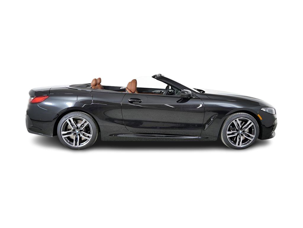 Thumbnail: 2026 BMW 8 Series - 19