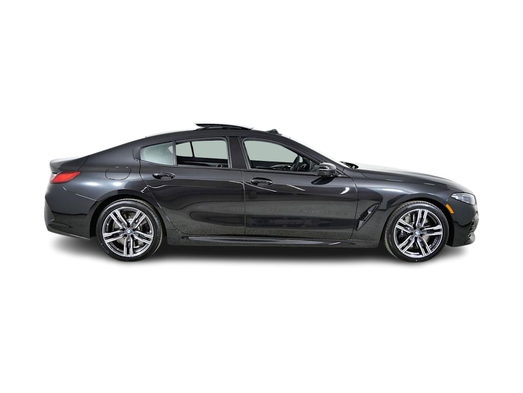 Thumbnail: 2026 BMW 8 Series - 18