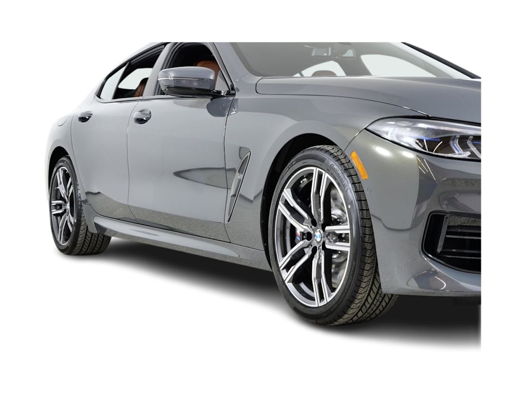 Thumbnail: 2026 BMW 8 Series - 17