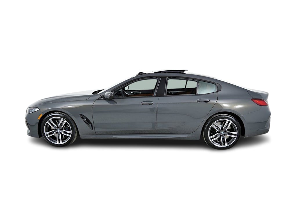 Thumbnail: 2026 BMW 8 Series - 3