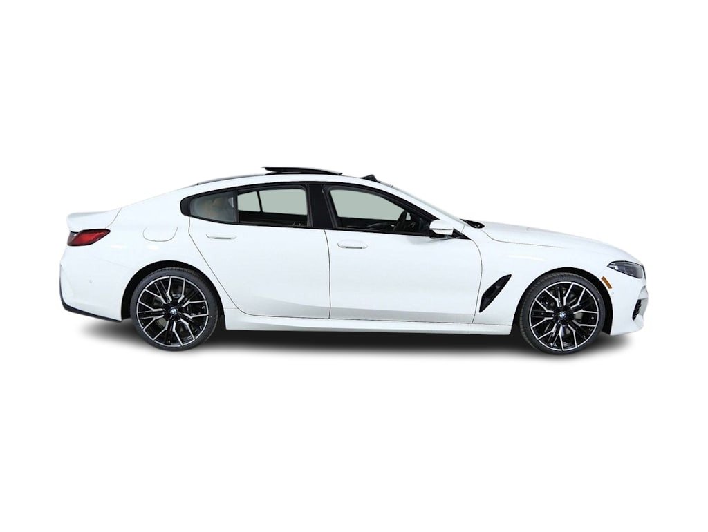Thumbnail: 2026 BMW 8 Series - 18