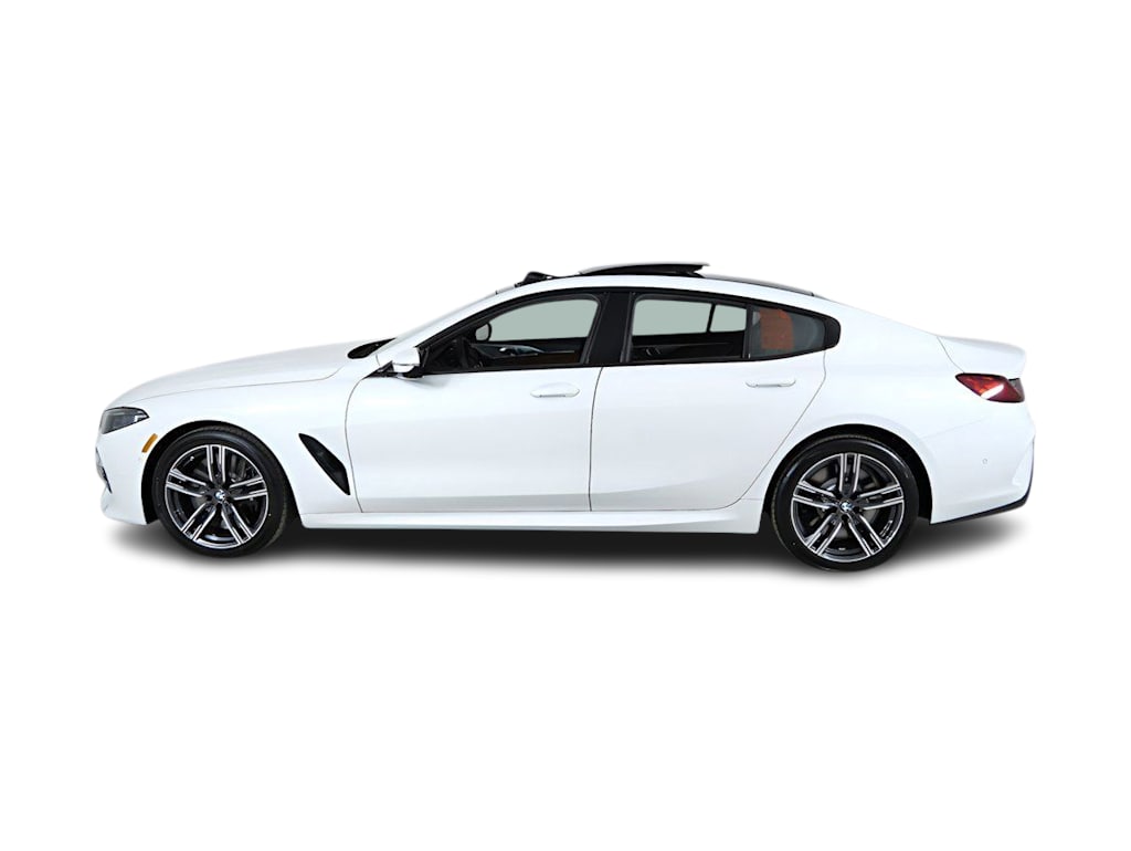Thumbnail: 2026 BMW 8 Series - 3