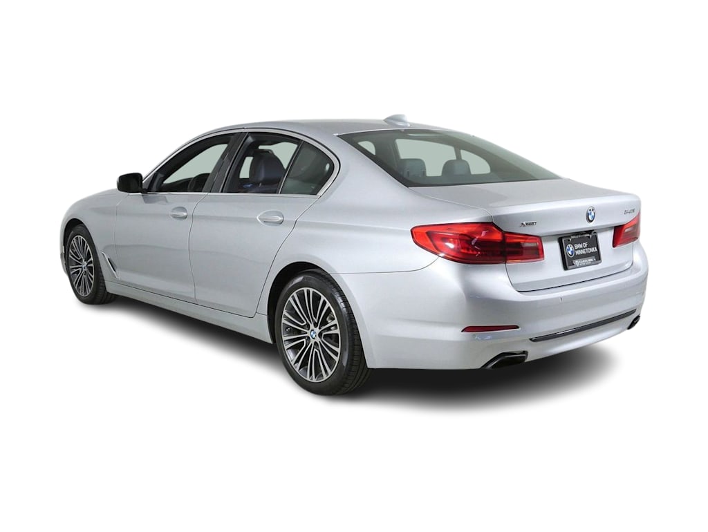 Thumbnail: 2017 BMW 5 Series - 4
