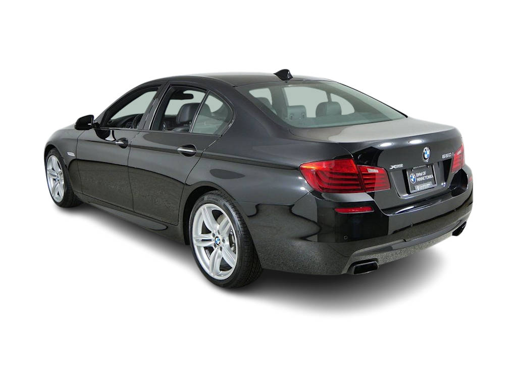 Thumbnail: 2015 BMW 5 Series - 25