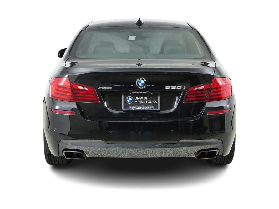 Thumbnail: 2015 BMW 5 Series - 5