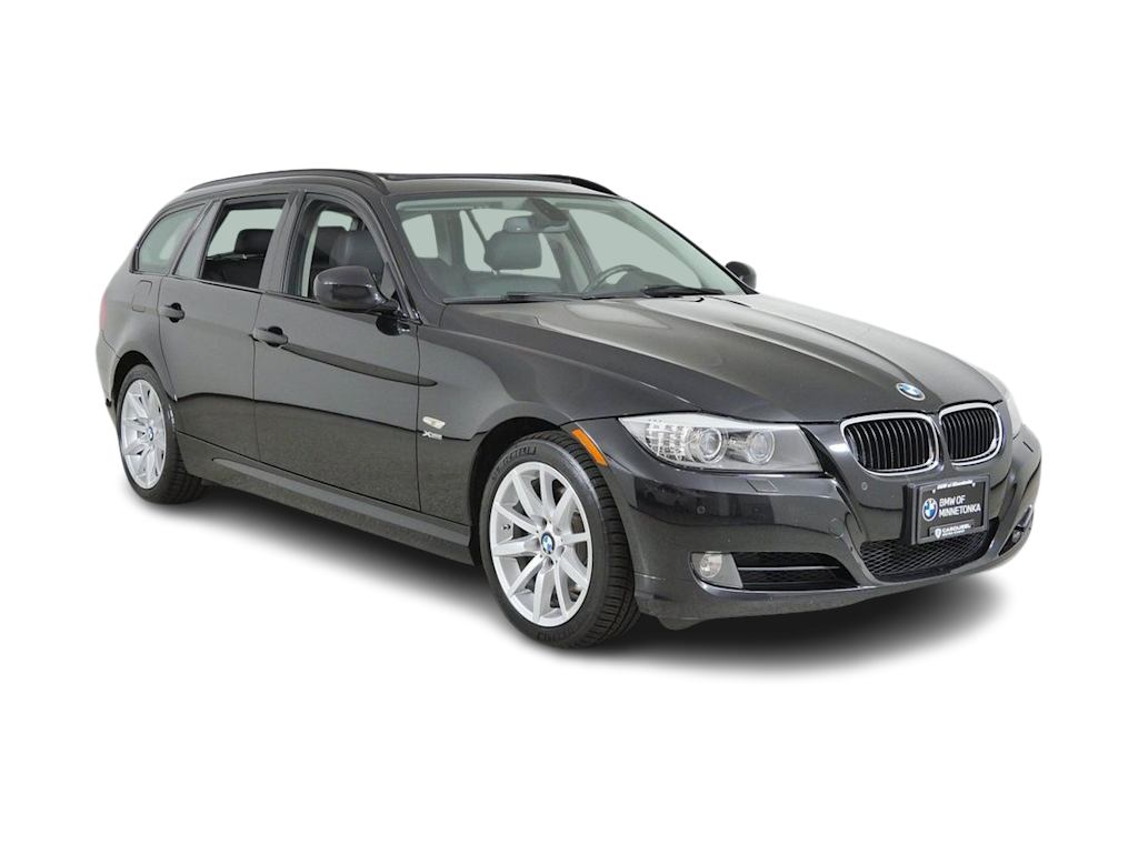 Thumbnail: 2011 BMW 3 Series - 20