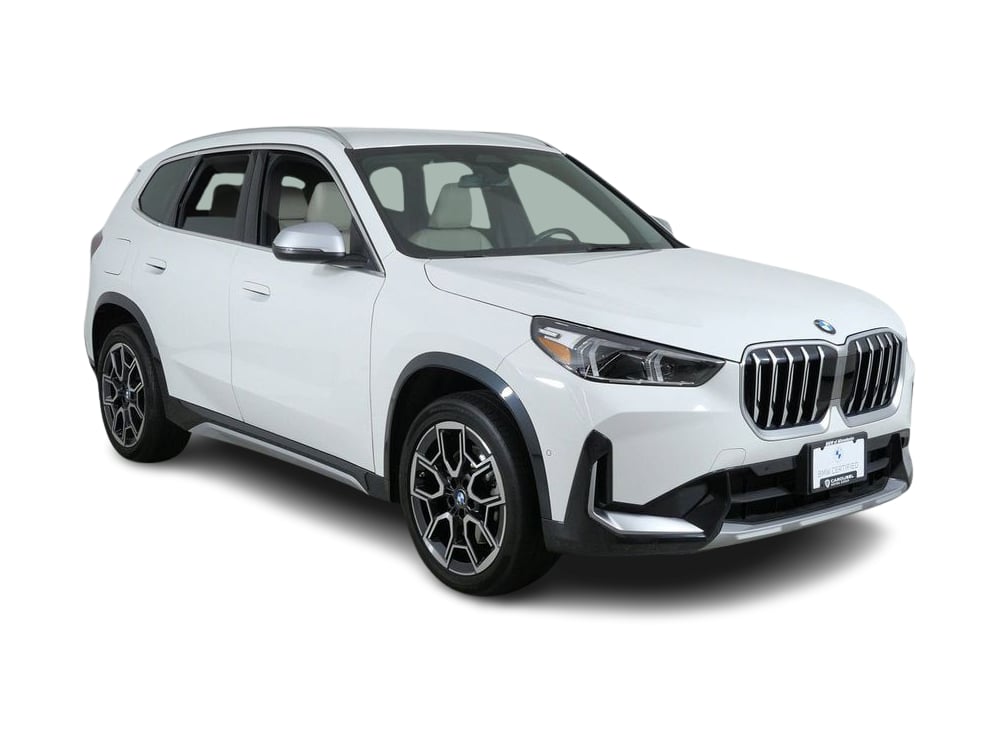 Thumbnail: 2023 BMW X1 - 16