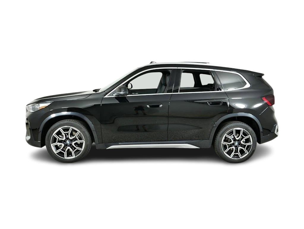 Thumbnail: 2025 BMW X1 - 24