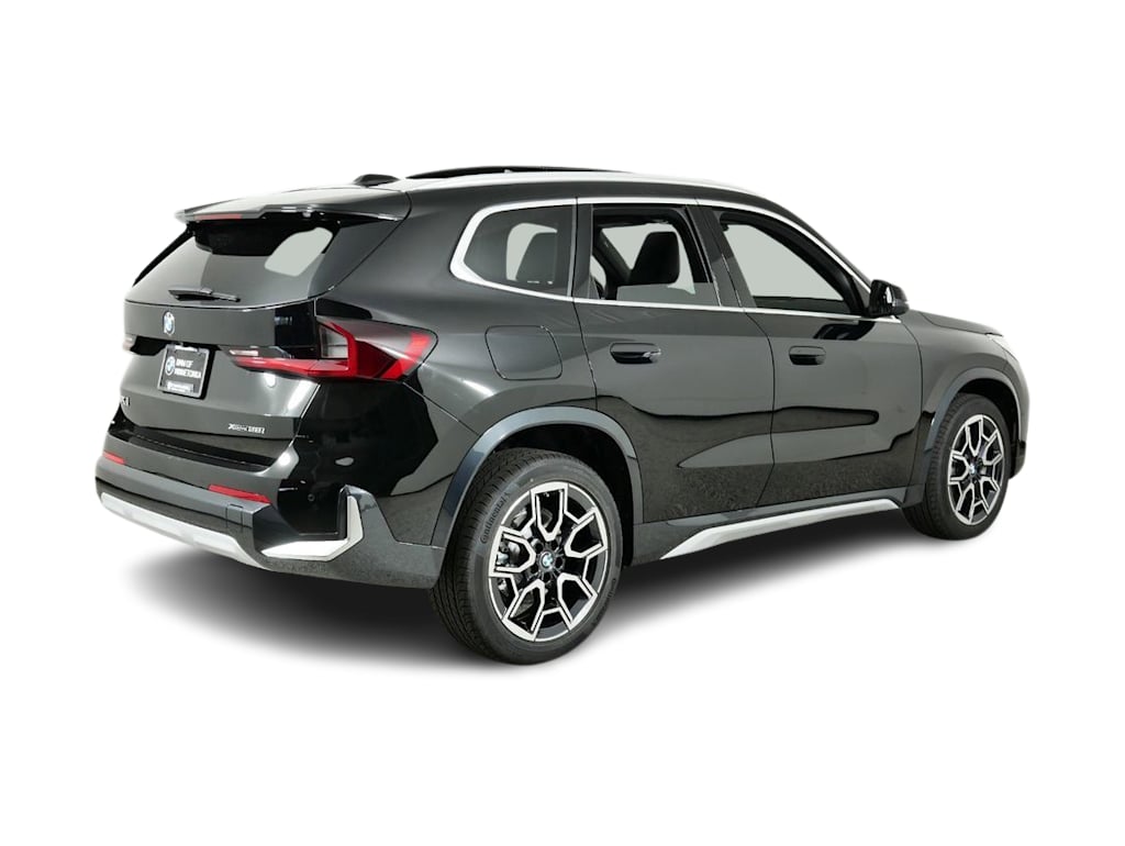 Thumbnail: 2025 BMW X1 - 21