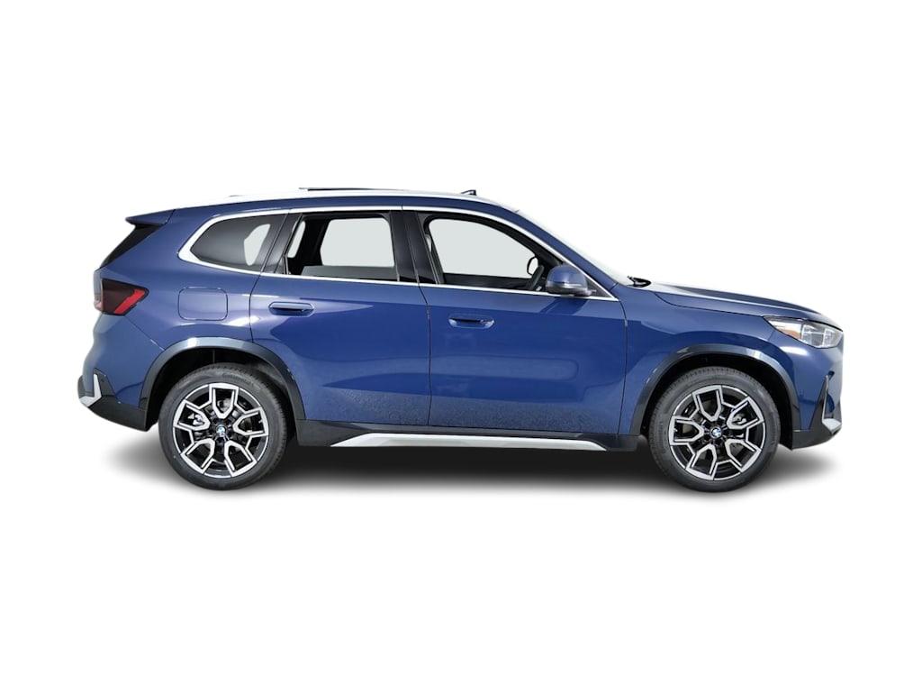Thumbnail: 2026 BMW X1 - 21