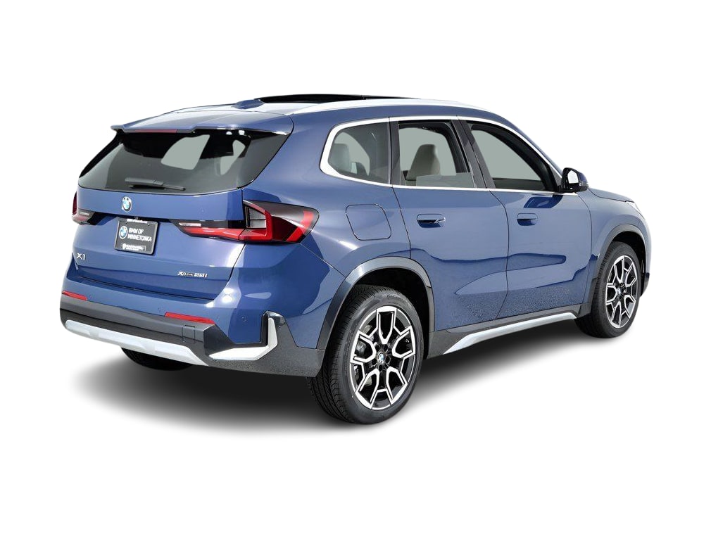 Thumbnail: 2026 BMW X1 - 21