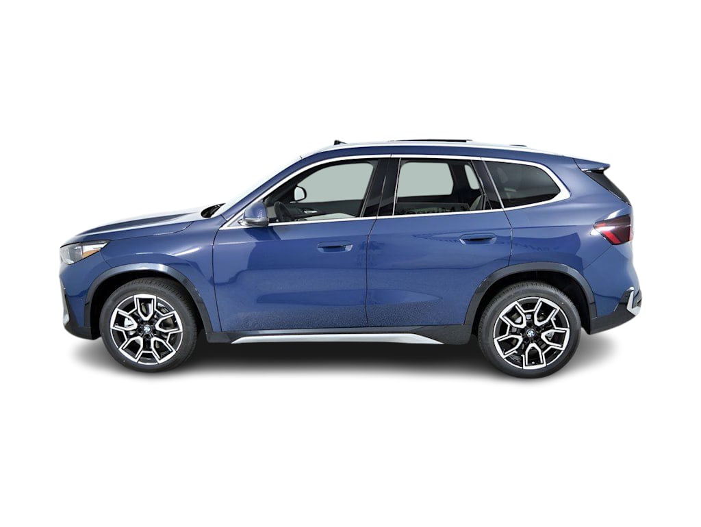 Thumbnail: 2026 BMW X1 - 3