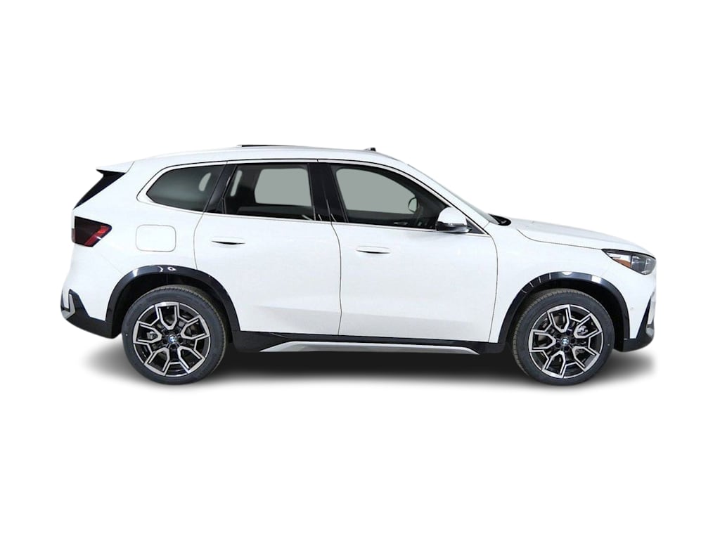 Thumbnail: 2026 BMW X1 - 19