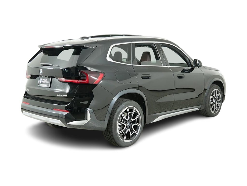 Thumbnail: 2025 BMW X1 - 20