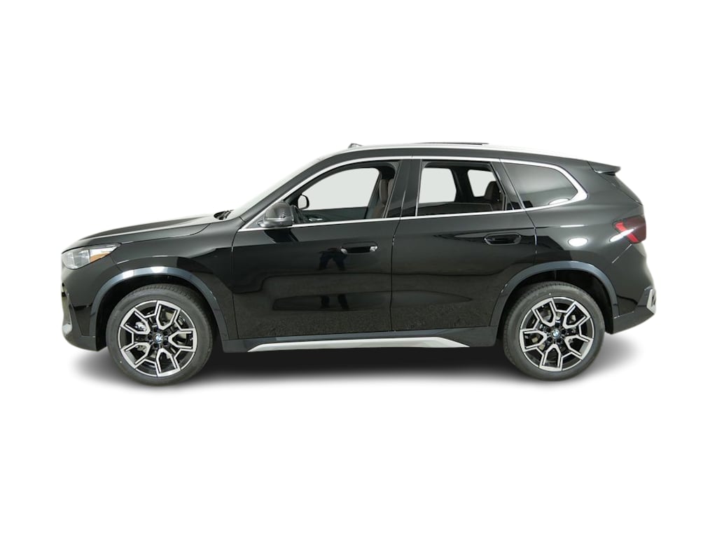 Thumbnail: 2025 BMW X1 - 3