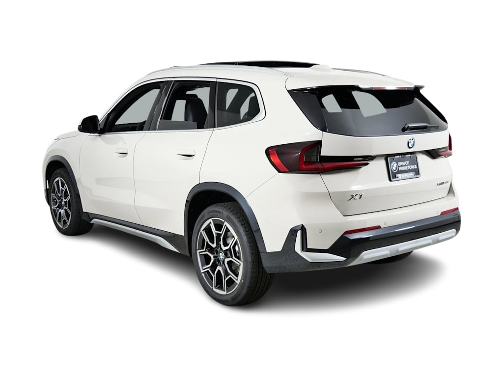 Thumbnail: 2026 BMW X1 - 4