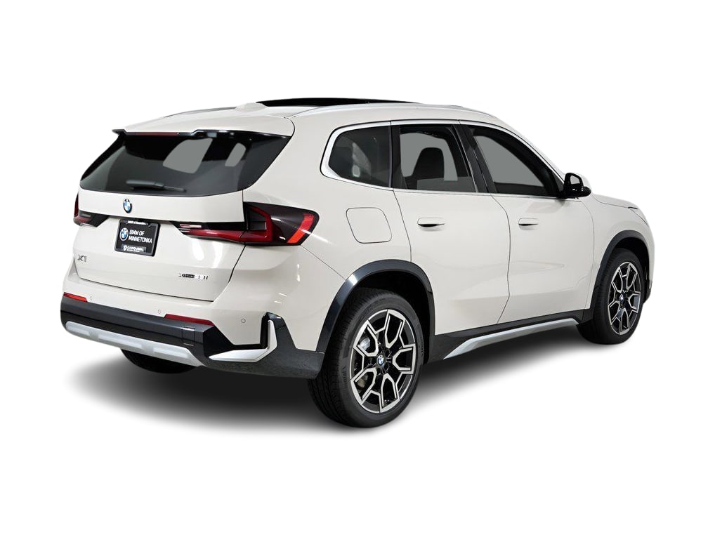 Thumbnail: 2026 BMW X1 - 19