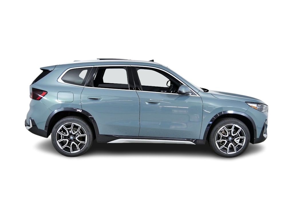 Thumbnail: 2026 BMW X1 - 18