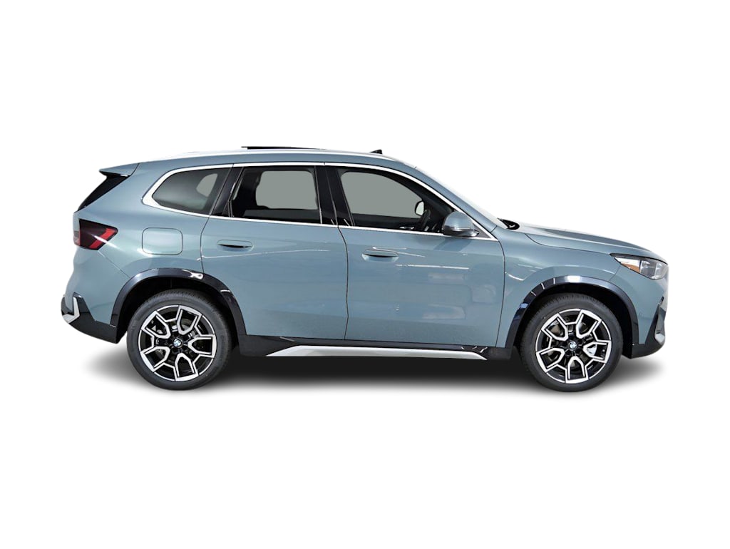 Thumbnail: 2026 BMW X1 - 18