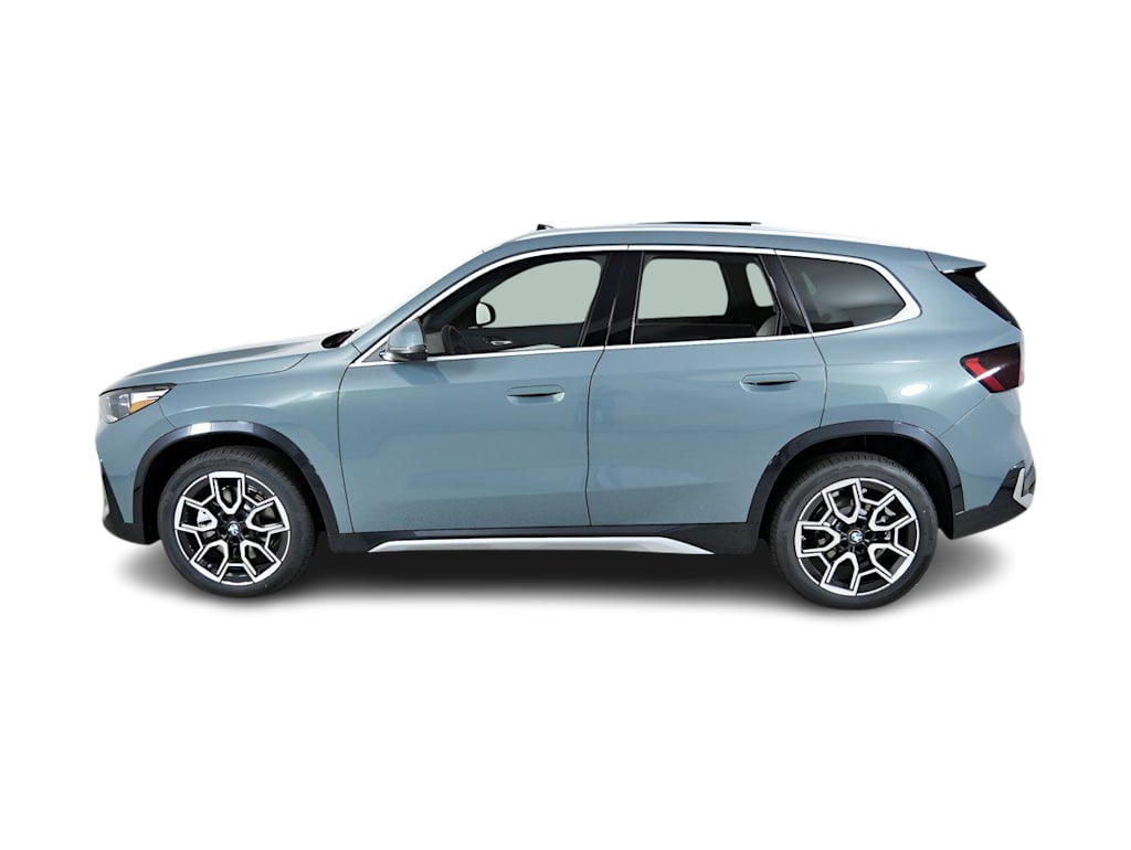 Thumbnail: 2026 BMW X1 - 3