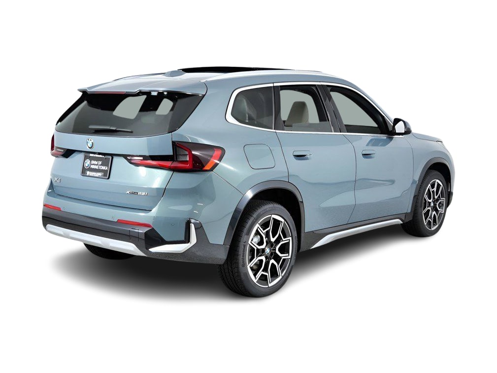 Thumbnail: 2026 BMW X1 - 19