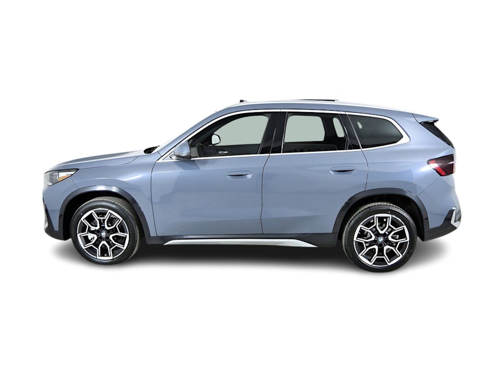 Thumbnail: 2026 BMW X1 - 3