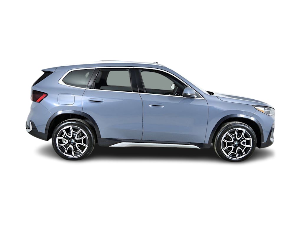 Thumbnail: 2026 BMW X1 - 18