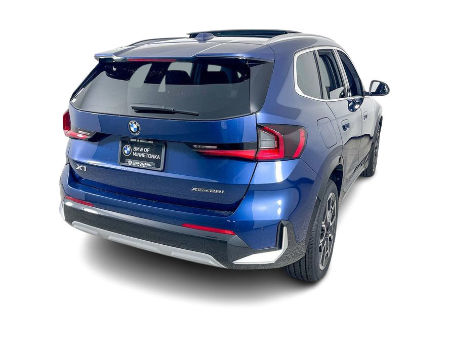 Thumbnail: 2025 BMW X1 - 18