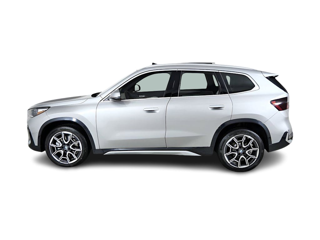 Thumbnail: 2026 BMW X1 - 3