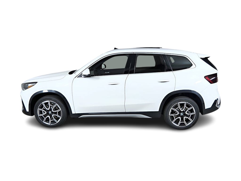 Thumbnail: 2026 BMW X1 - 3