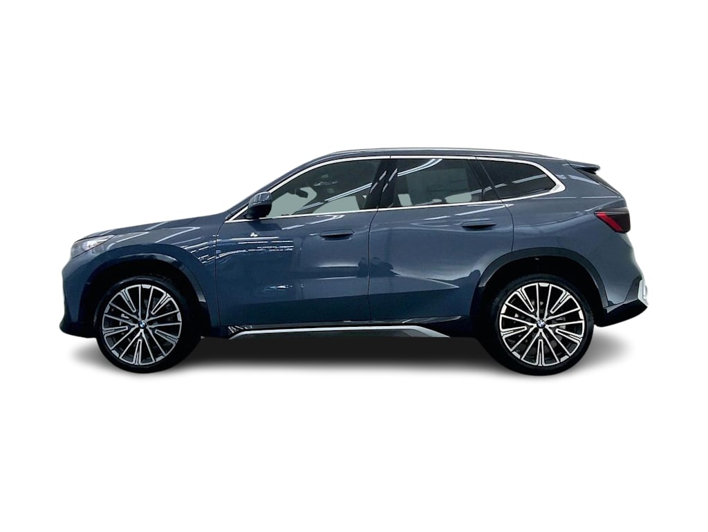 Thumbnail: 2026 BMW X1 - 21