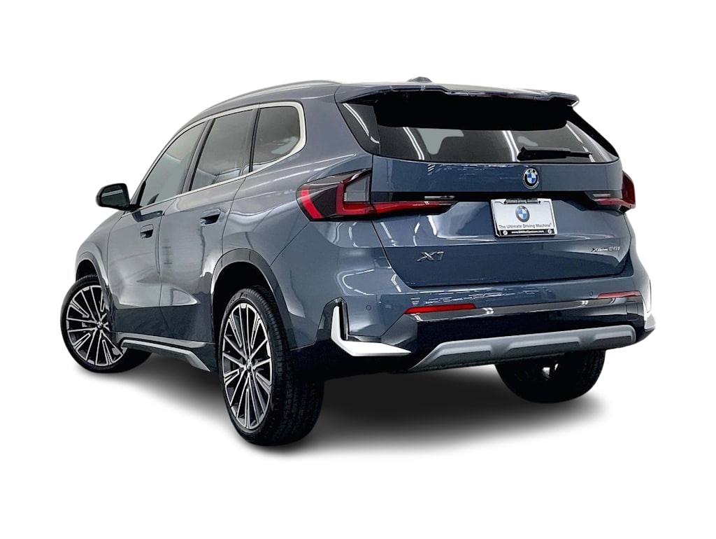 Thumbnail: 2026 BMW X1 - 4
