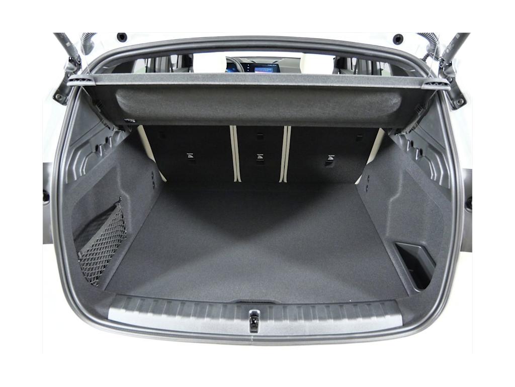 Thumbnail: 2026 BMW X1 - 15